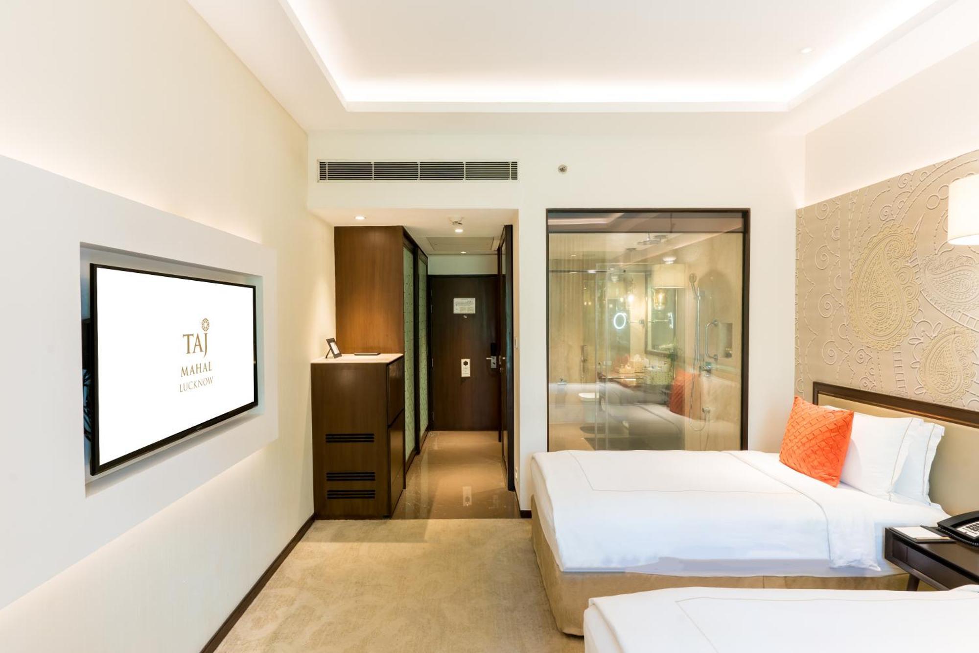 Taj Mahal Lucknow Hotell Rum bild